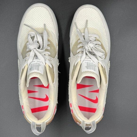 Nike x Undefeated Air Max 90 Platinum Tint - Picture 2 of 13